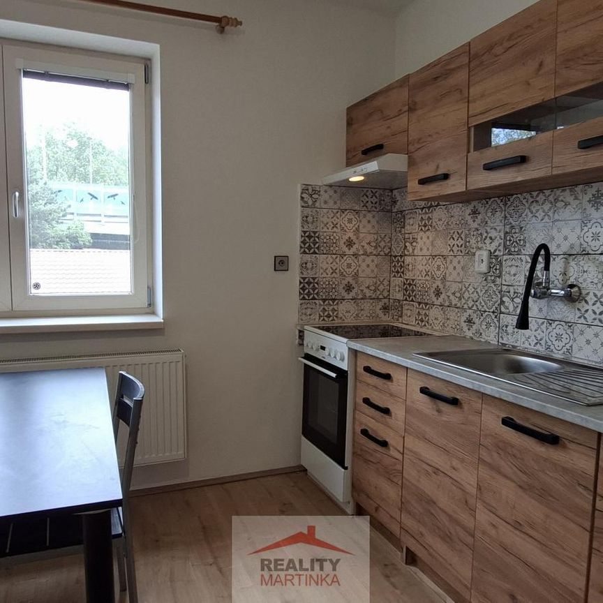 Pronájem bytu 2+1 75 m², Zámecká , Valašské Meziříčí - Fotografie 1