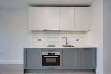 A stunning apartment in the iconic Filmworks development. - Photo 4