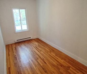 6348 Av. Coolbrook - Photo 3