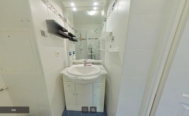 Location Appartement 1 pièce 27m² LE PLESSIS TREVISE 94420 - Photo 1