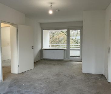 Neues Bad mit Wanne - Foto 1