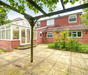 5 bedroom detached house to rent - Photo 3