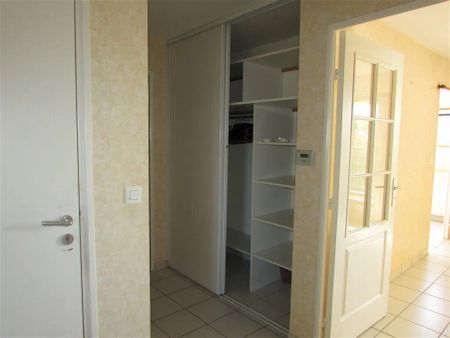 Location appartement 4 pièces - 78m² à Ploermel (56800) - Photo 4