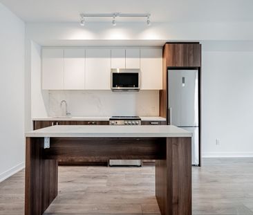 For Lease - 1787 St Clair Avenue Unit# 212, Toronto, Ontario - Photo 3