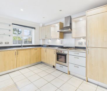 Maxwell Place, Beaconsfield, Buckinghamshire,HP9 - Photo 6