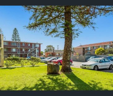 13/39 Delphine Avenue, Dianella, WA 6059 - Photo 2