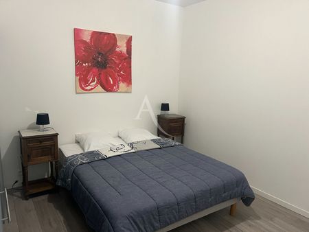 Location Appartement 2 pièces 33m² - Photo 3