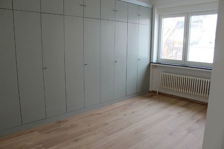 Instapklaar 3 slaapkamer appartement met uniek zicht - Foto 3