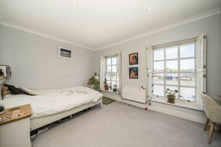 National Terrace, Canada Water, SE16 - Photo 3