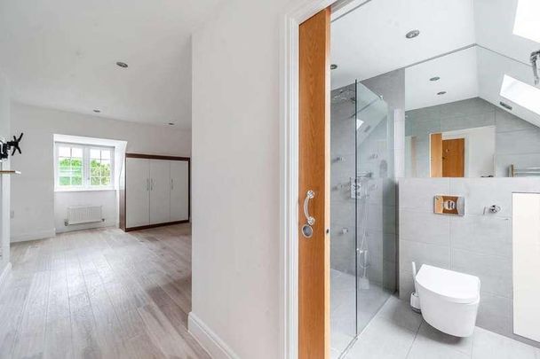 Walton Terrace, Elstree, WD6 - Photo 1