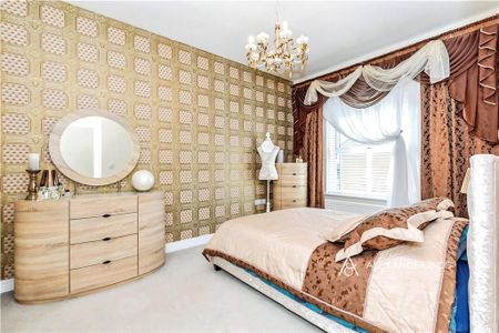 3 bedroom semi-detached house to rent - Photo 3