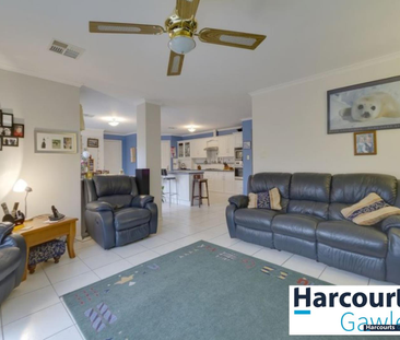 31 Toner Crescent, Evanston Park SA 5116 - Photo 4