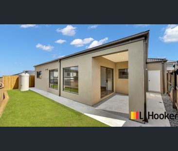 Modern Family Living in a Prime Sunbury Location – Spacious & Stylish! - Photo 6