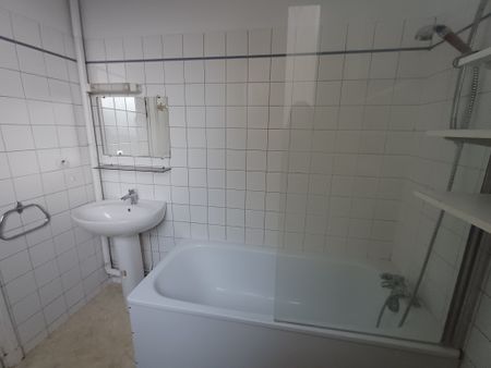 Appartement RUE CHAVAILLAUD - Photo 4