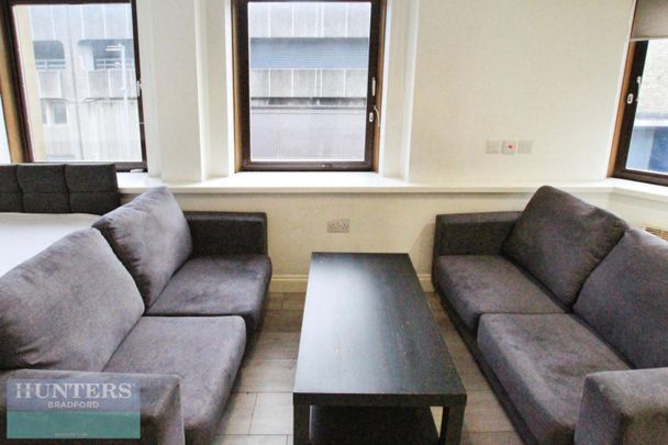 4 James Street, Bradford, West Yorkshire, BD1 - Photo 1