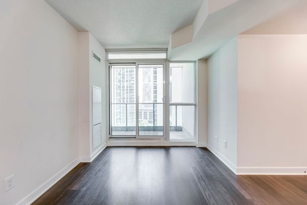 For Lease - 33 Bay Street Unit# 1405, Toronto, Ontario - Photo 1