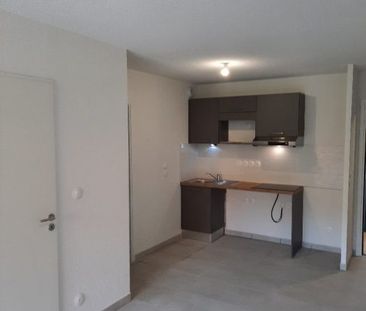 T2 AVEC BALCON ET PARKING EXTERIEUR - Photo 4