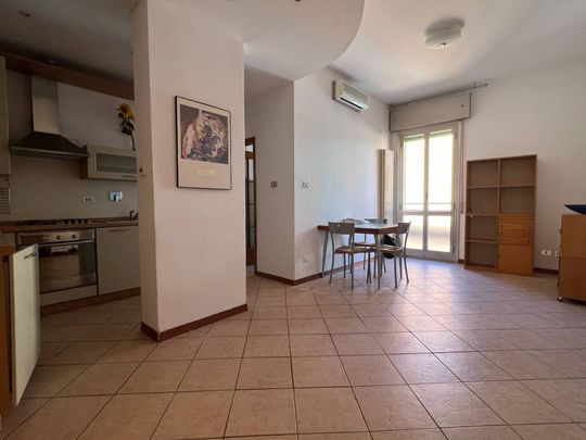 Panoramico ampio BIlocale nei pressi dell'Ospedale Maggiore - Photo 1