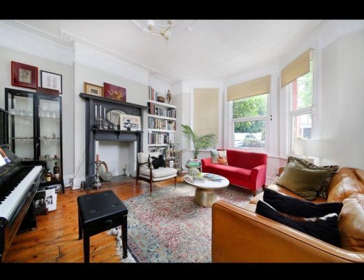 6 Bed Semi-Detached House, Palewell Park, SW14 - Photo 1