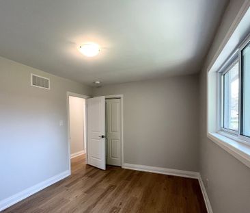 For Lease - 26 Oren Boulevard Unit# Main, Barrie, Ontario - Photo 5