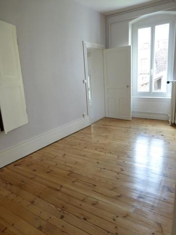 Location Appartement Clermont-Ferrand - Photo 2