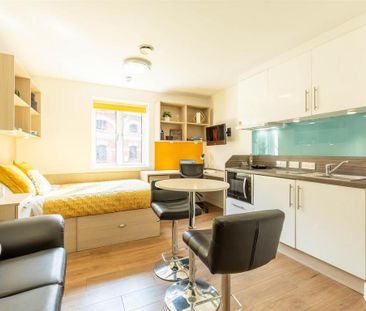 Studio to rent - Photo 6