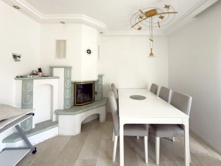 Wohnen mit Wohlfühlfaktor – Doppelhaushälfte mit Wintergarten, Pool & Garten in Ebreichsdorf - Photo 2