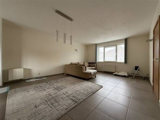 Appartement te huur - Foto 1