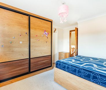 4 bedroom detached house to rent - Photo 6