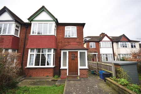 Whitton Road, Twickenham, Middlesex, TW1 - Photo 3