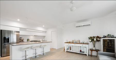 Family Living in Bohle Plains - Photo 2