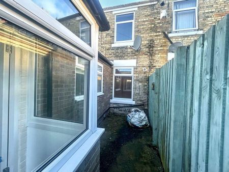 Mersey Street, Chopwell, Newcastle upon Tyne, Tyne and Wear, NE17 7DF - Photo 2