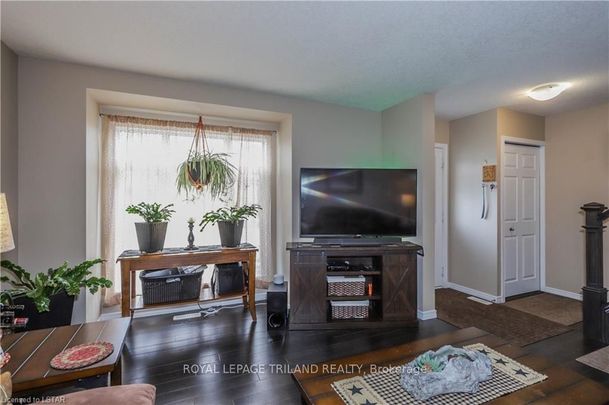 For Lease - 2635 BATEMAN Trail Unit# 105, London South, Ontario - Photo 1