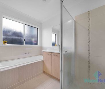 A Delightful Residence in a Highly Sought-After Location!! - Photo 6