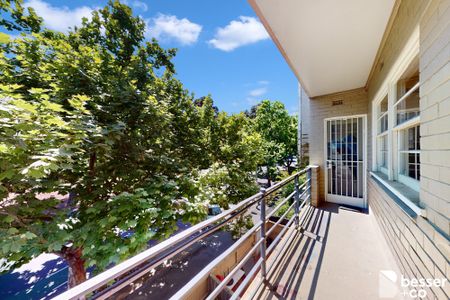 11/161 Wellington Parade South, East Melbourne VIC 3002 - Apartment For Rent | Domain - Photo 2