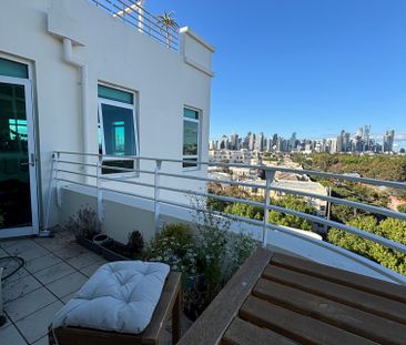 Port Melbourne - Photo 4