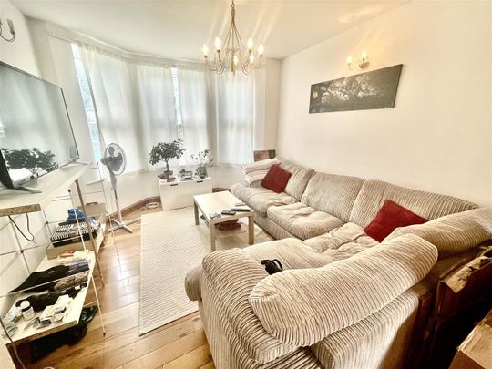 Merivale Road, Harrow - Photo 1