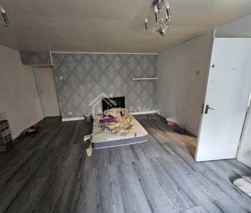 Price £500 pcm - Available Now - Unfurnished - Photo 1