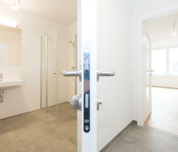 Lichtdurchfluteter Wohntraum mit Stil – Eleganz trifft Komfort - Photo 2