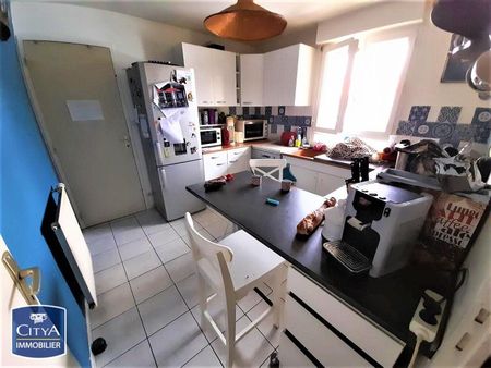 Location Maison 3 pièces 70m² MIGNE AUXANCES 86440 - Photo 3