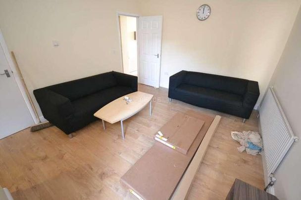 Blenheim Road, University, RG1 - Photo 1