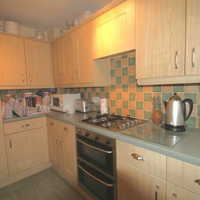 2 bedroom terraced house to rent - Photo 1