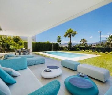 Alquiler de casa o chalet independiente en Urbanización Golf Río Real - Photo 4