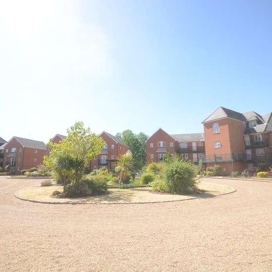 Knights Place, St. Leonards Road, Windsor, SL4 - Photo 1