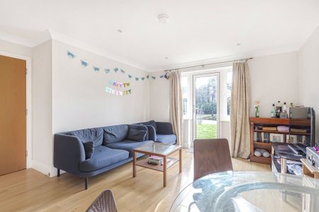 St. Judes Road, Englefield Green, Egham, TW20 0BF - Photo 2