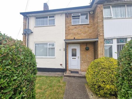 2 bedroom semi-detached house to rent - Photo 2