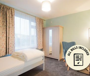 1 bedroom in a house share to rent - Photo 2