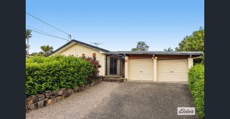 Renovated Comfort Meets Outdoor Entertaining Paradise - Photo 2