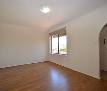 Renovated 3 Bedroom Home - Photo 5