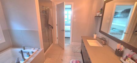 For Lease - 341 Haliburton Heights, Kanata, Ontario - Photo 3